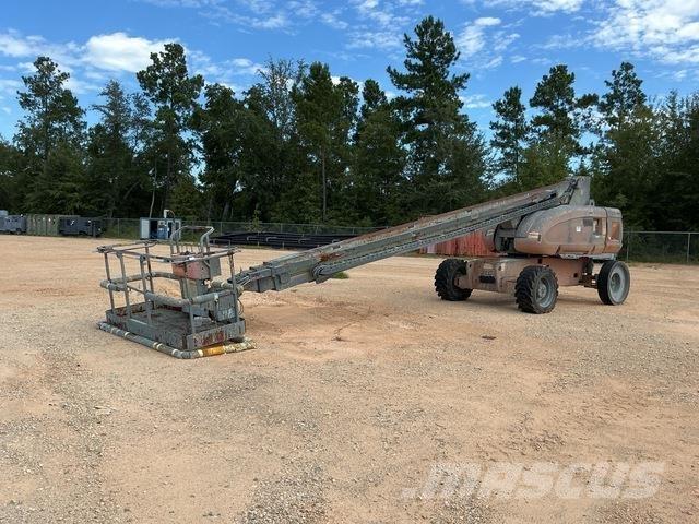 JLG 800S Teleskopbühnen