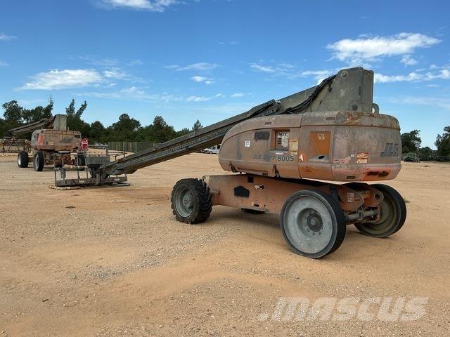 JLG 800S Teleskopbühnen