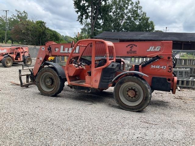 JLG 944E-42 Teleskoplader