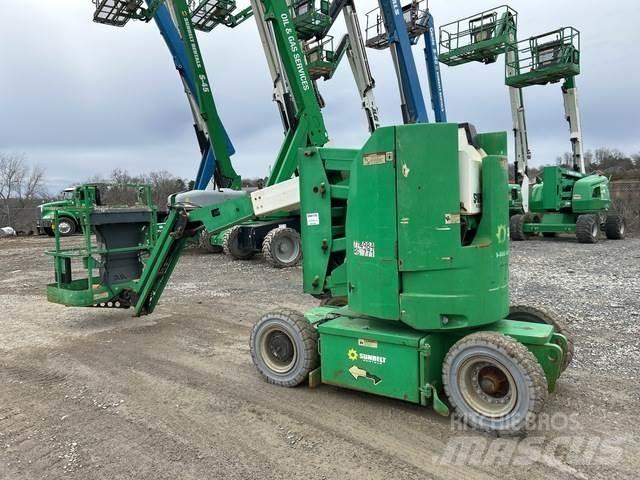 JLG E300AJ Gelenkteleskoparbeitsbühnen