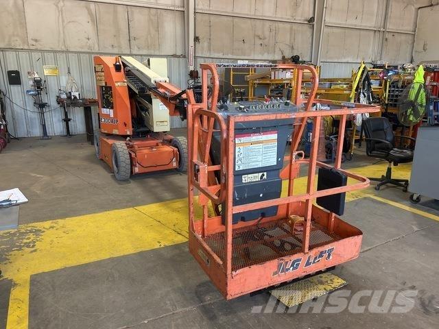 JLG E300AJP Gelenkteleskoparbeitsbühnen