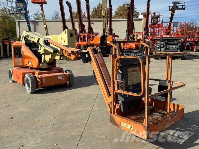 JLG E400AJPN Gelenkteleskoparbeitsbühnen