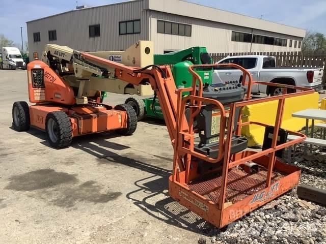 JLG E450AJ Gelenkteleskoparbeitsbühnen