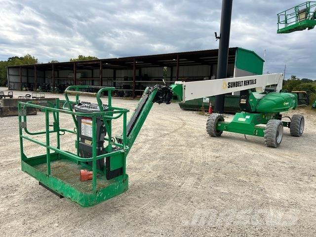 JLG M600JP Teleskopbühnen