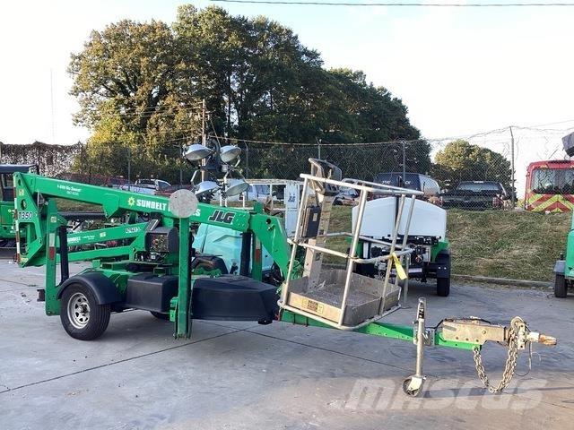 JLG T-350 Anhänger-Arbeitsbühnen