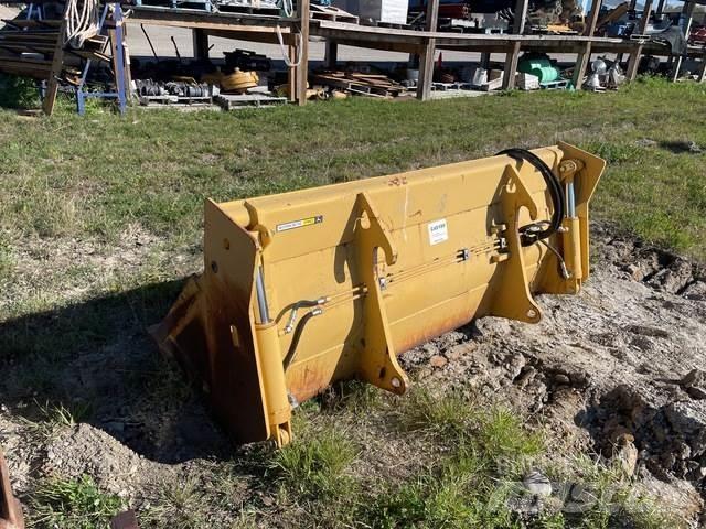 John Deere  Baggerlader