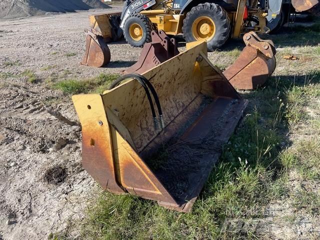 John Deere  Baggerlader