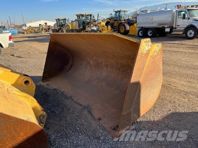 John Deere  Schaufeln