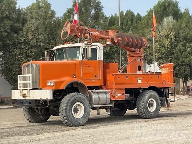 Kenworth C500 Fahrzeug mit mobiler Bohranlage