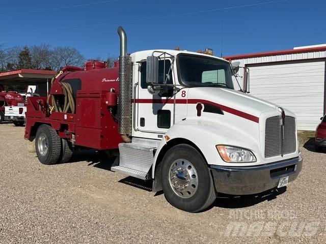 Kenworth T270 Saug- und Druckwagen