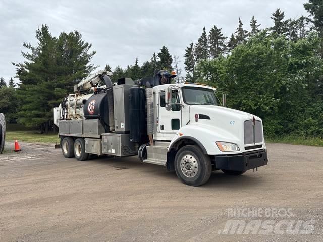 Kenworth T440 Raupenbagger