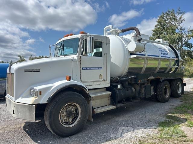 Kenworth T450 Saug- und Druckwagen