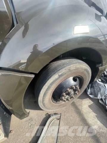 Kenworth T680 Sattelzugmaschinen