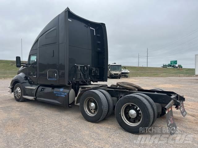 Kenworth T680 Sattelzugmaschinen
