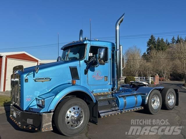 Kenworth T800 Sattelzugmaschinen