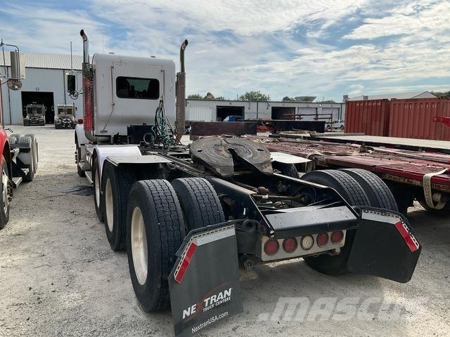 Kenworth T800 Sattelzugmaschinen