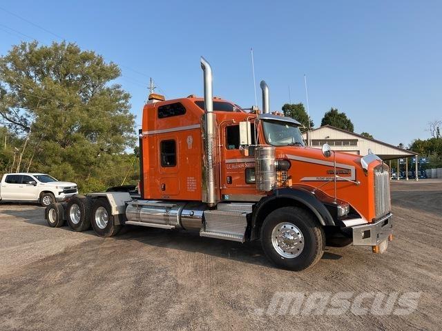 Kenworth T800 Sattelzugmaschinen