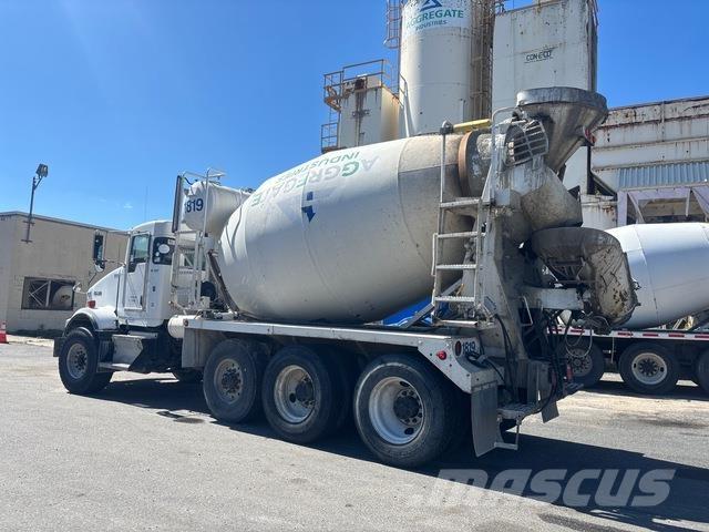 Kenworth T800 Andere Fahrzeuge