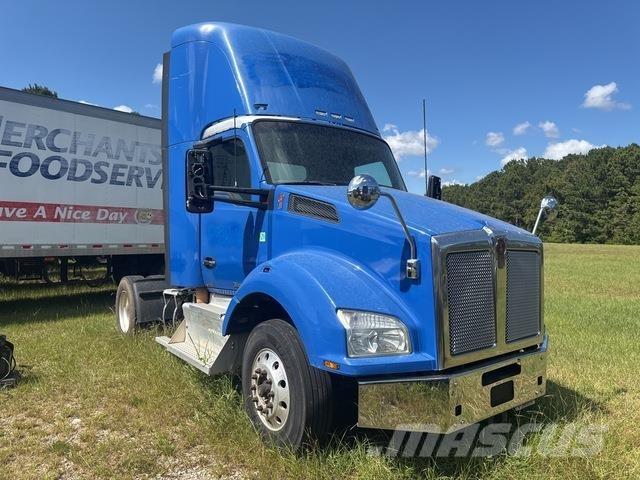 Kenworth T880 Sattelzugmaschinen