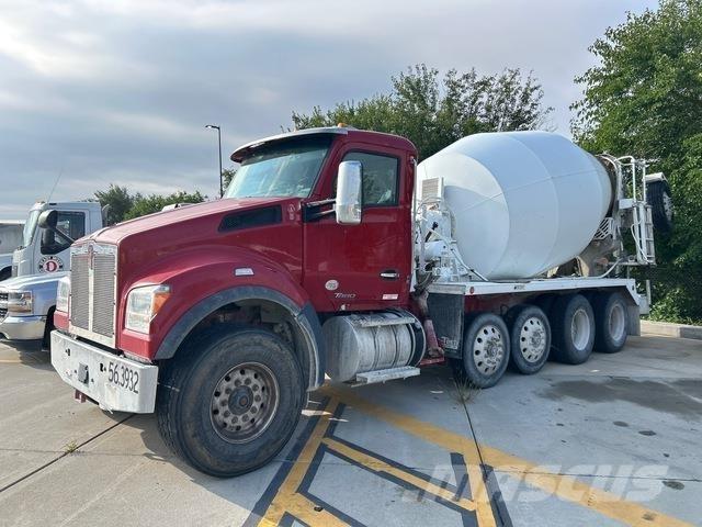 Kenworth T880 Andere Fahrzeuge