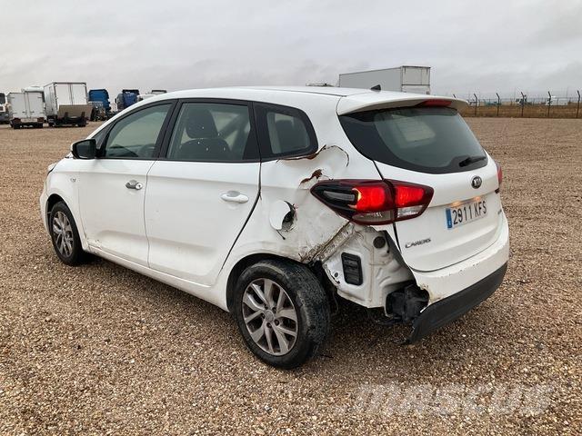 Kia Carens PKWs