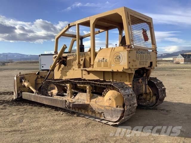 Komatsu D65E-6 Bulldozer