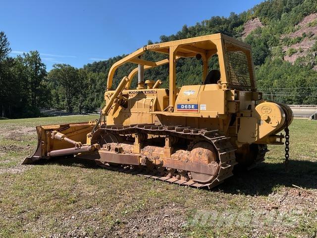 Komatsu D65E-6 Bulldozer