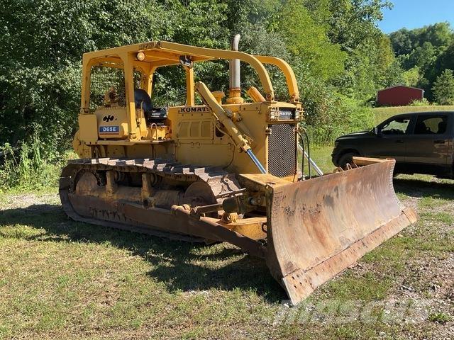 Komatsu D65E-6 Bulldozer