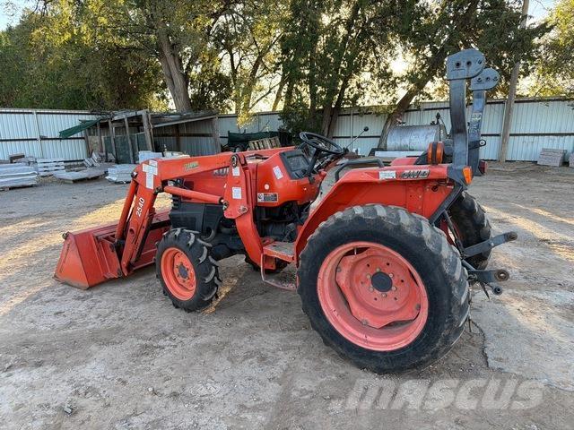 Kubota L2800D Traktoren
