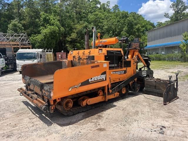 LeeBoy L8816 T Strassenfertiger