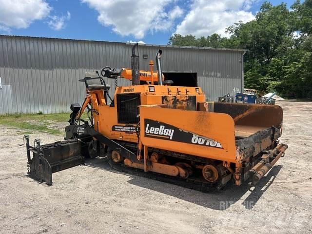 LeeBoy L8816 T Strassenfertiger