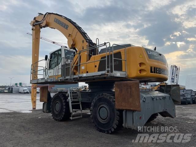 Liebherr LH60M Materialumschlag