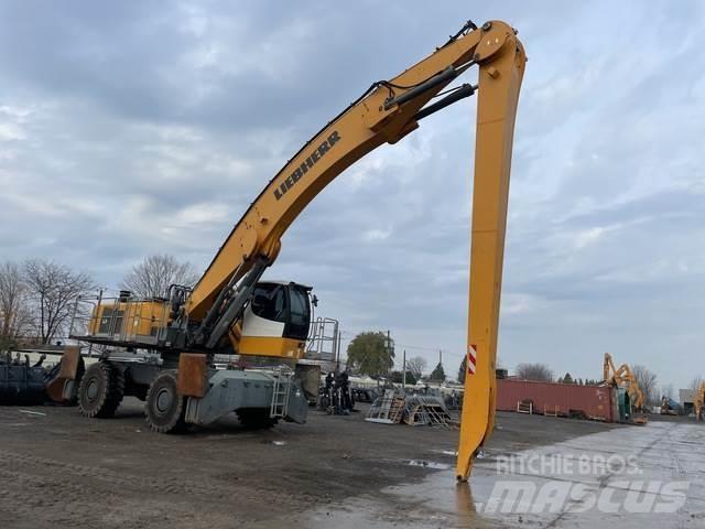 Liebherr LH60M Materialumschlag