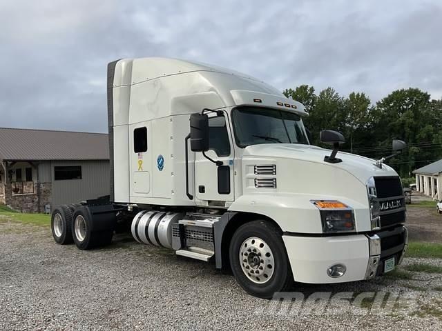 Mack AN64T Sattelzugmaschinen