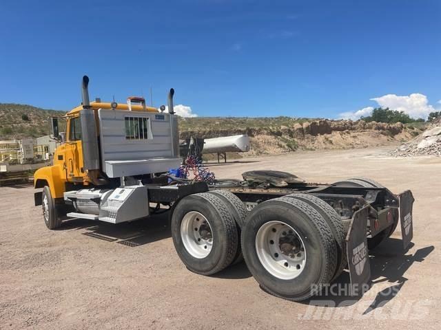 Mack CH613 Sattelzugmaschinen