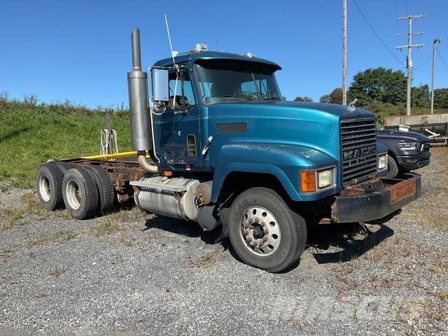 Mack CH613 Kabinen