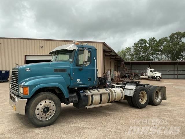 Mack CHU613 Sattelzugmaschinen