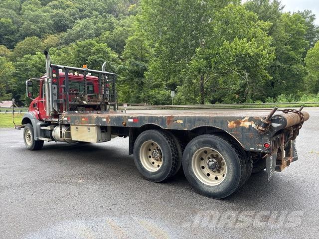 Mack CT713 Bergungsfahrzeuge