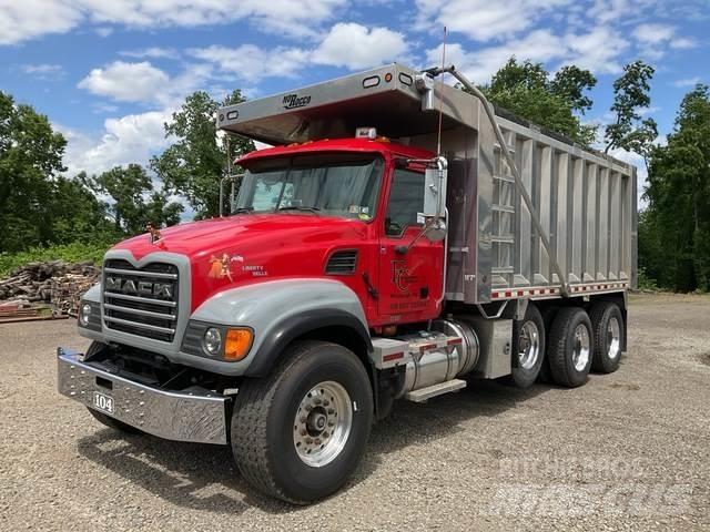 Mack CV713 Kipper
