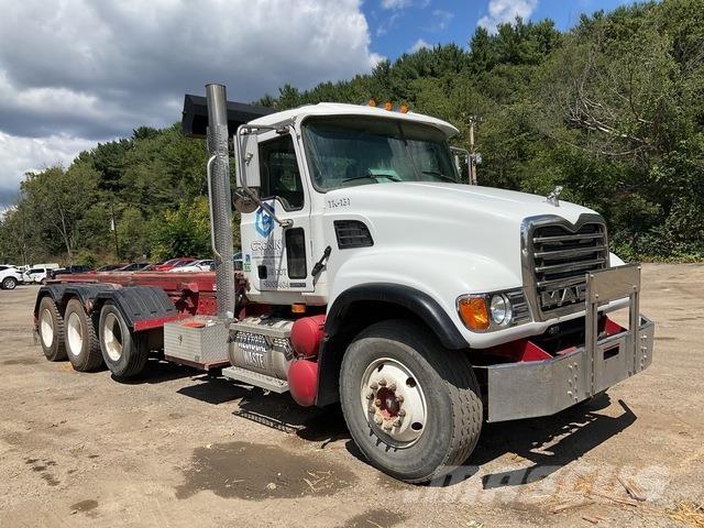 Mack CV713 Kipplader