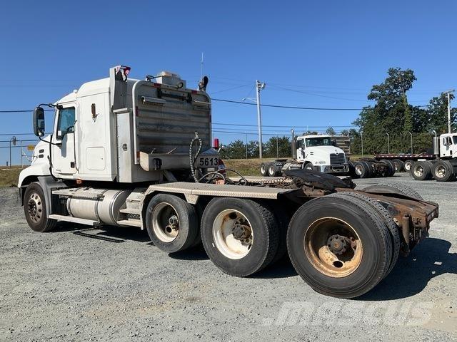 Mack CXN613 Sattelzugmaschinen