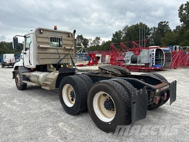 Mack CXN613 Sattelzugmaschinen