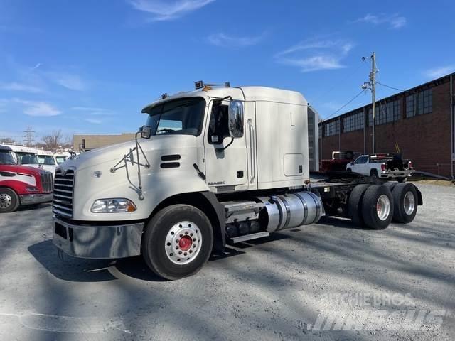 Mack CXU613 Sattelzugmaschinen