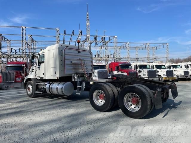 Mack CXU613 Sattelzugmaschinen