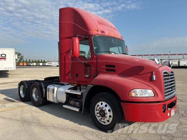 Mack CXU613 Sattelzugmaschinen