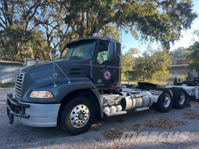 Mack CXU613 Sattelzugmaschinen