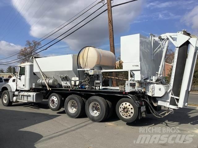 Mack GU713 Betonmischer