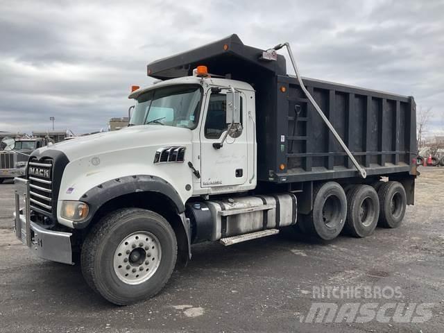 Mack GU713 Kipper