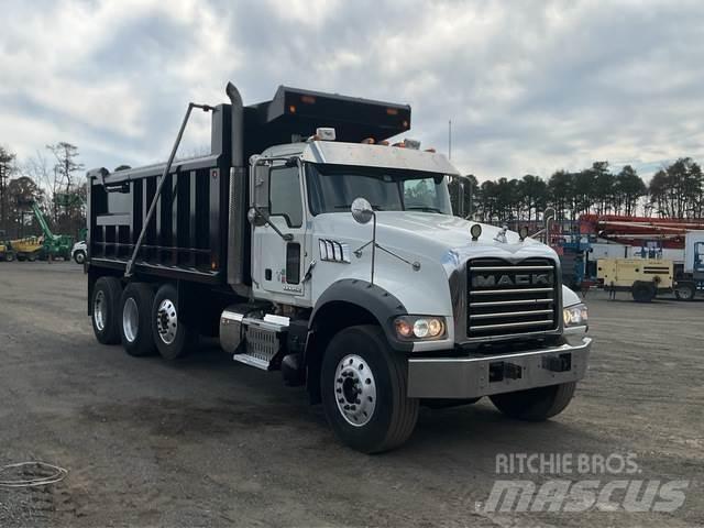 Mack GU713 Kipper