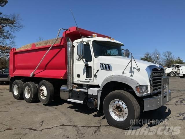Mack GU713 Kipper